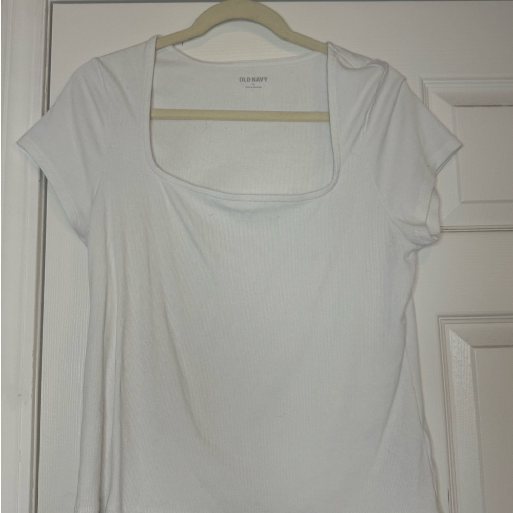 Old Navy Women's Classic White Short Sleeve Tee
